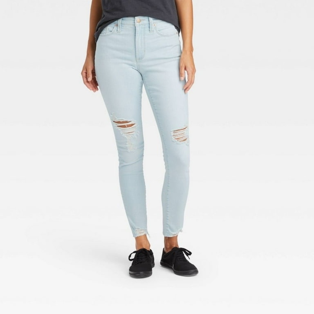 Universal Thread Blue Stretch Skinny Jeans Distressed Size 14